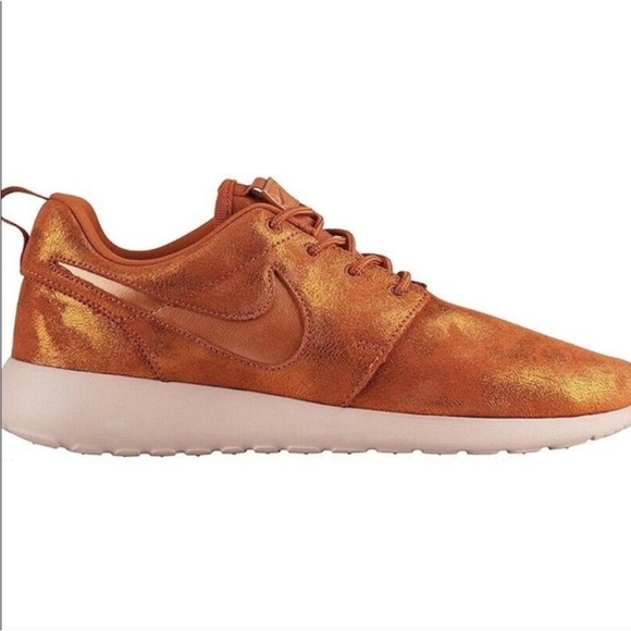 nike roshe one leather